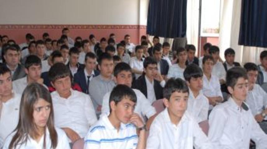 B&uuml;y&uuml;kşehir Belediyesi Genel Sekreteri Yal&ccedil;ın &Ouml;ğrencilerle Buluştu