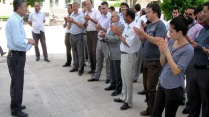 Memur-Sen Ve Eğitim-Bir-Sen İl&ccedil;e Temsilcisi G&uuml;lm&uuml;ş'den Basın A&ccedil;ıklaması