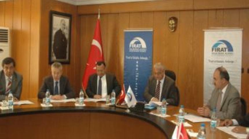 Fka Y&ouml;netim Kurulu Toplantısı Elazığ'da Yapıldı