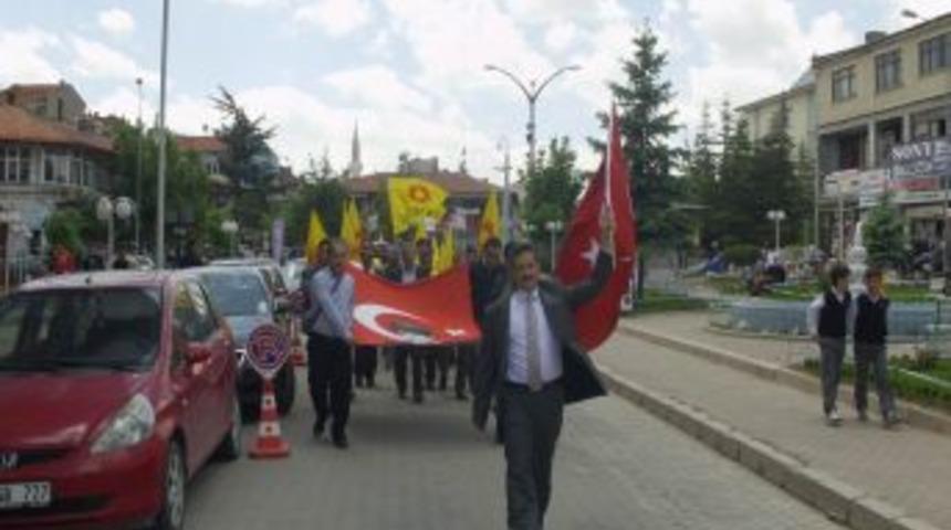 Şuhut'ta Memurların İş Bırakma Eylemi