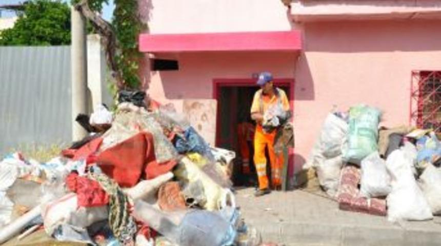 Nazilli Belediyesinden &Ccedil;&ouml;p Evlere Ge&ccedil;it Yok