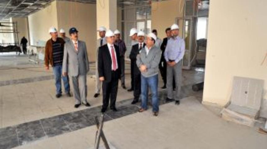 Vali &Ccedil;akacak Yurt İnşaatında İncelemelerde Bulundu