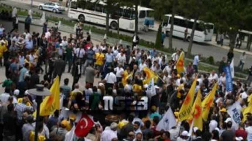 Elazığ'da sendikalar eylemde