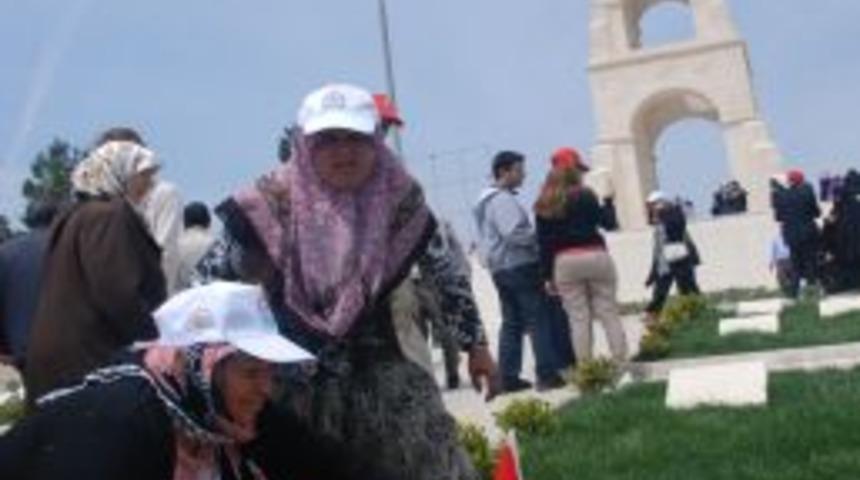 Ayaş Belediyesi, Vatandaşlara &Ccedil;anakkale'yi Gezdiriyor