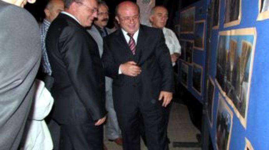 M&uuml;h&uuml;r Ve Fotoğraf Sergisini 7 Bin Kişi Ziyaret Etti