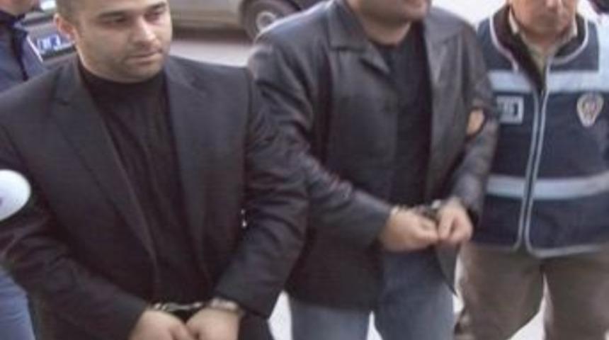 Belediye Baskınına Para Ve Hapis Cezası