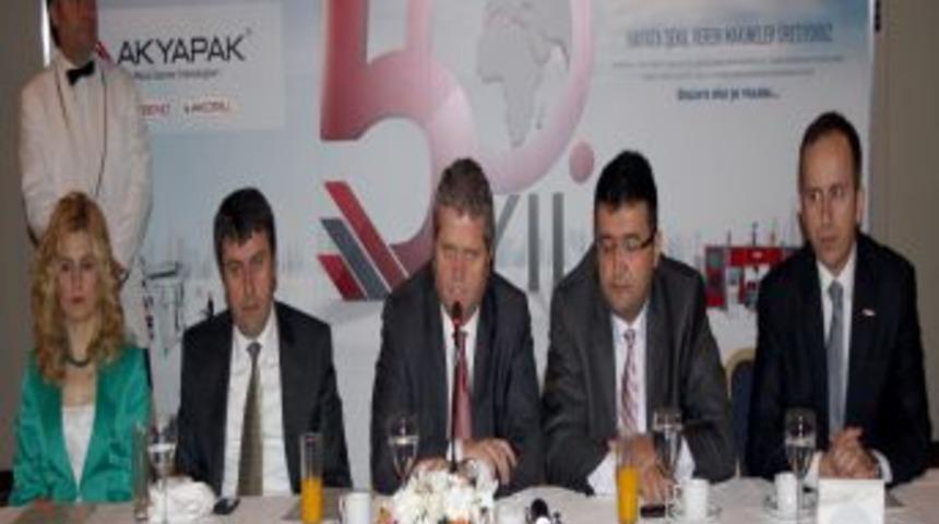 Teknolojisini Kopyaladığı &Uuml;lkelere Makine Satıyor