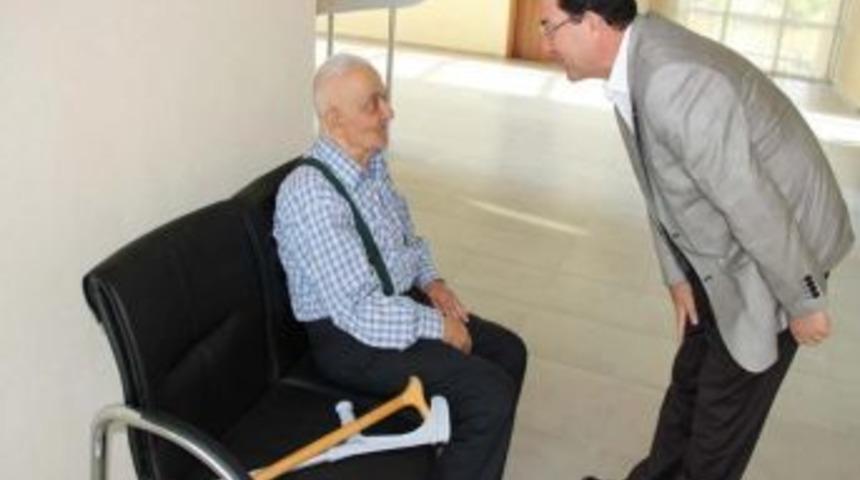 İsteyene Kendi Evinde Bakım Hizmeti