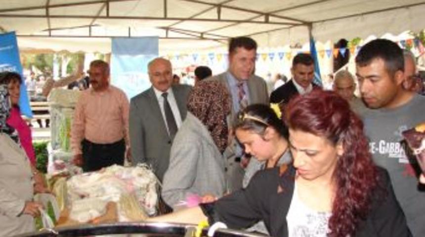 Denizli Kimse Yok Mu Derneği’nden Hayır Kermesi