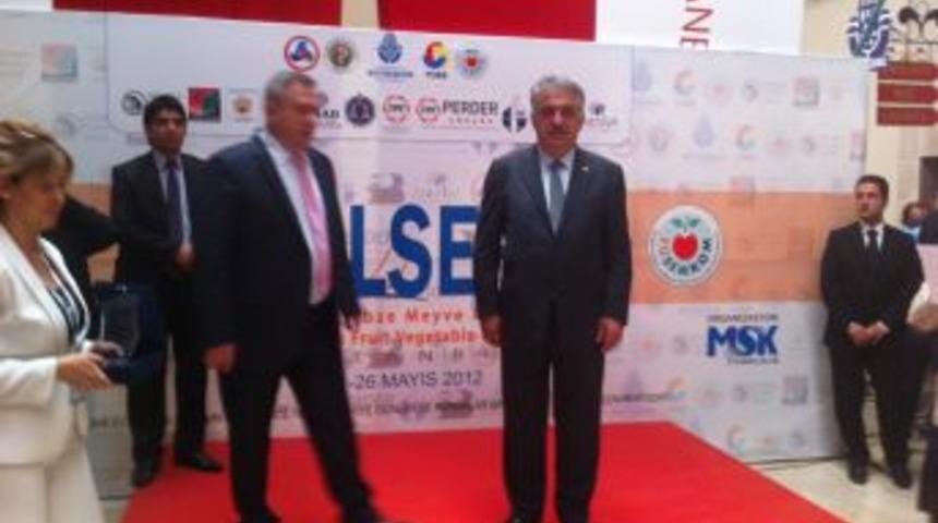 Bakan Yazıcı: 18 Milyar Liralık Sebze Meyve Heba Oluyor