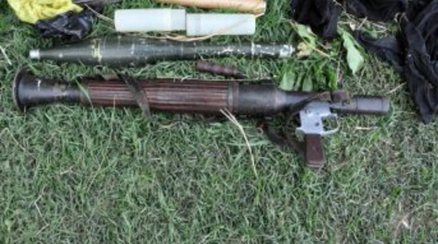 Y&uuml;ksekova'da Ot Yığınlarının I&ccedil;inde M&uuml;himmat Bulundu