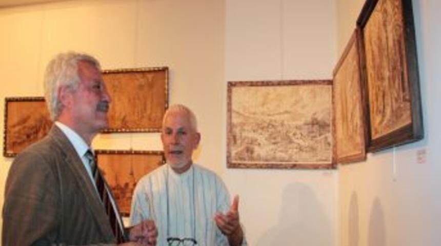 Kosovalı Ressamın Sergisi &Ccedil;sm'de A&ccedil;ıldı