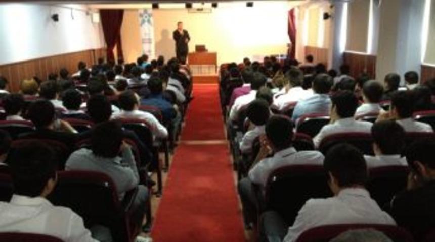 Marka, Meslek Liselerine Y&ouml;nelik Girişimcilik Seminerlerine Devam Ediyor