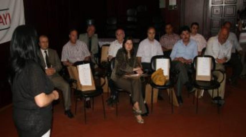 Kızılay'dan &Ouml;ğretmenlere Seminer