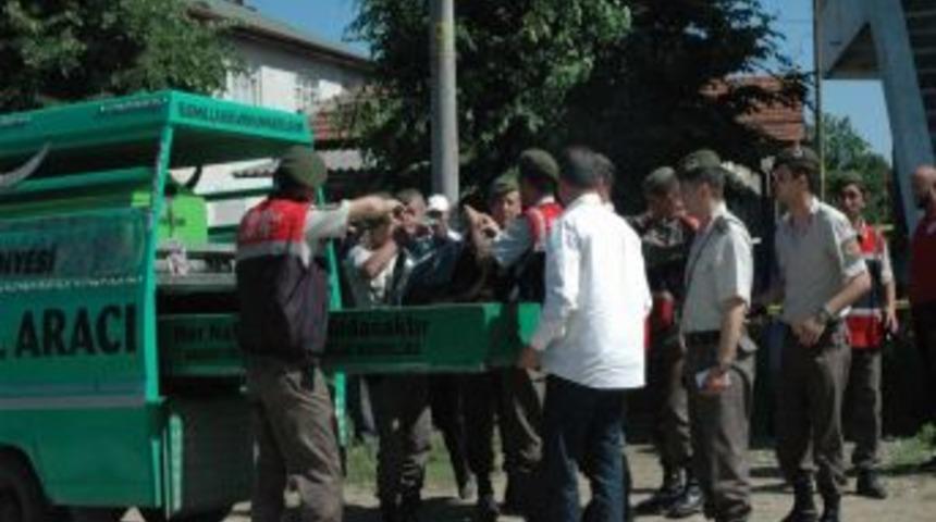 Birlikte Yaşadığı Baldızı Tarafından Bı&ccedil;aklanarak &Ouml;ld&uuml;r&uuml;ld&uuml;