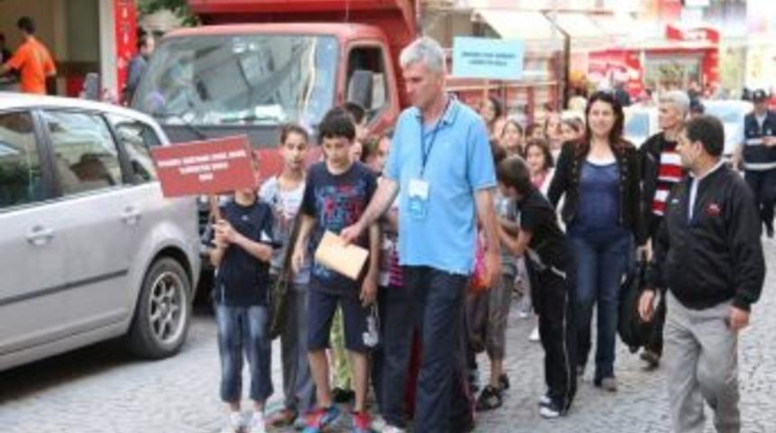 &Ccedil;ayırova'da 1. &Ccedil;ocuk Oyunları T&uuml;rkiye Final Heyecanı Başladı