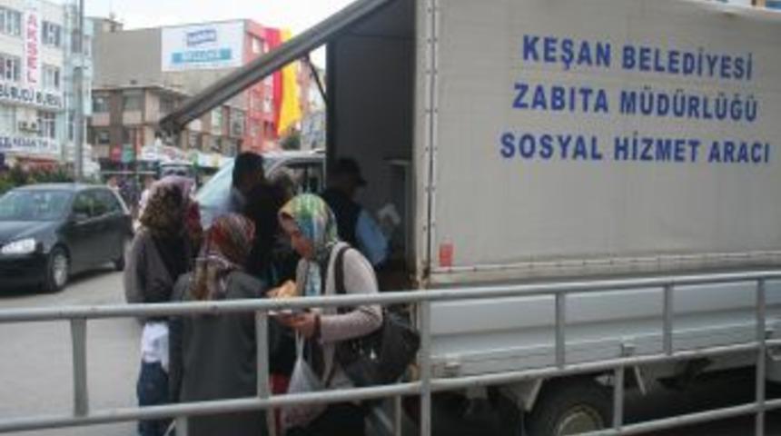 Keşan’da Regaip Kandili Dolayısıyla Lokma Dağıtıldı