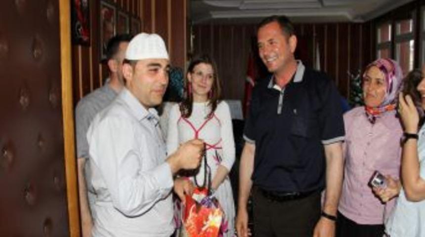 Başkan Mergen, Yabancı Misafirlerini Ağırladı