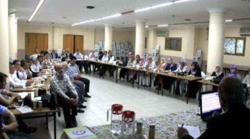 Adana M&uuml;ft&uuml;l&uuml;ğ&uuml;nde Hizmetleri Değerlendirme &Ccedil;alıştayı