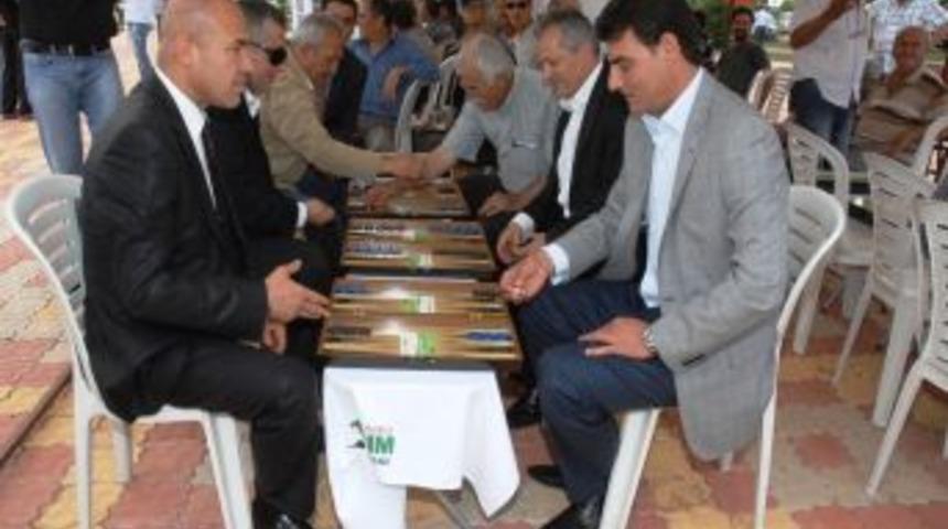 Ceyhan'da Anadolubank Tarım Tavla Turnuvası Yapıldı