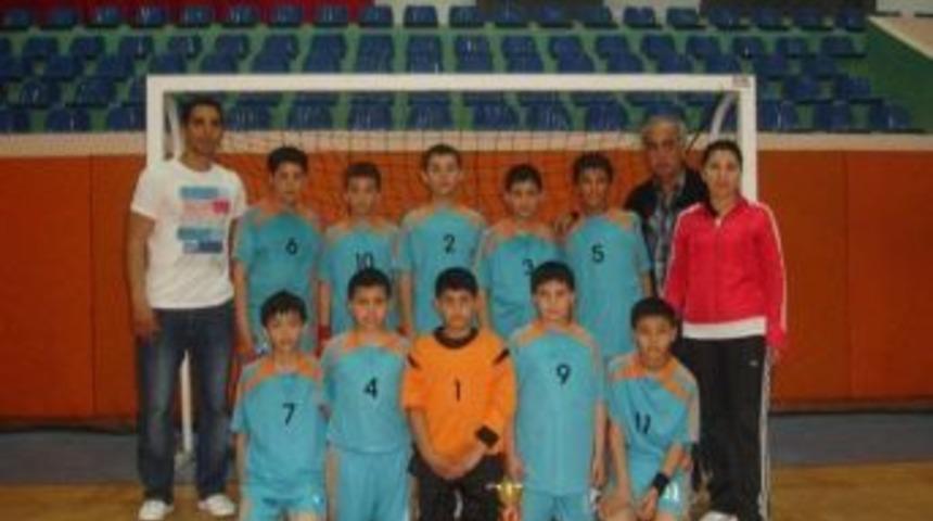 Tahsilli İlk&ouml;ğretim Okulunun Başarısı