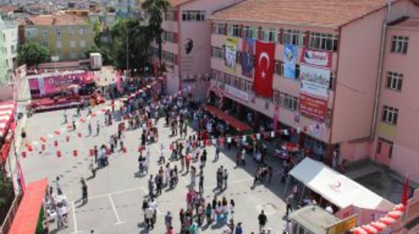 100. Yıl Lisesi 50 Yaşında