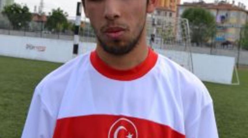 G&ouml;rme Engelliler Futsal Milli Takımı Teknik Direkt&ouml;r&uuml; Y&uuml;cel Kaya: