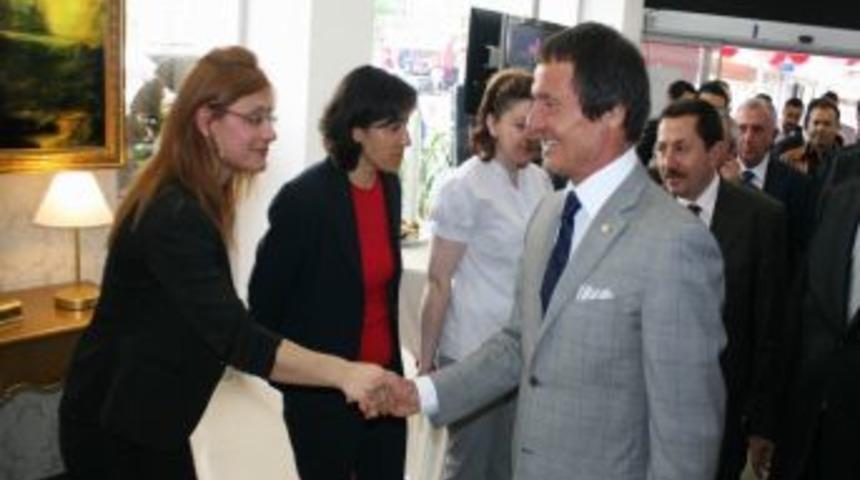 Vestel 360. Konsept Mağazasını Afyonkarahisar'da A&ccedil;tı