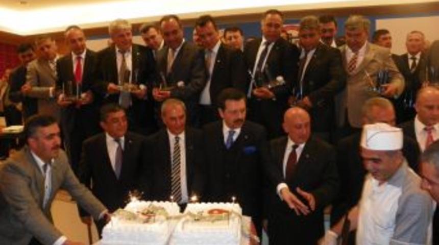 TOBB Başkanı Hisarcıklıoğlu Kırıkkale&rsquo;ye Değer Katanları &Ouml;d&uuml;llendirdi