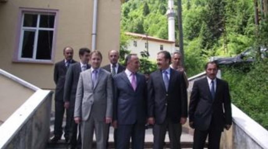 &Ccedil;amlıhemşin'e veda ziyareti