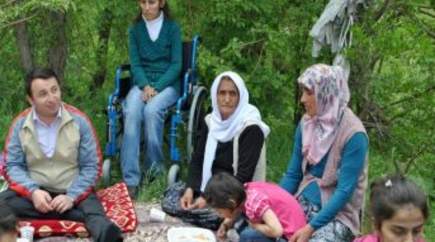 Engelliler Piknikte Buluştu