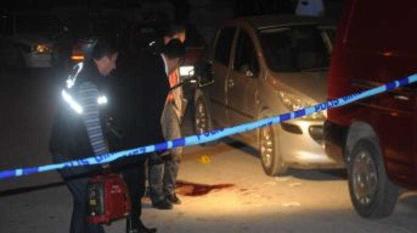 &Ccedil;orum'da Silahlı &Ccedil;atışma: 1 &Ouml;l&uuml;, 1 Yaralı