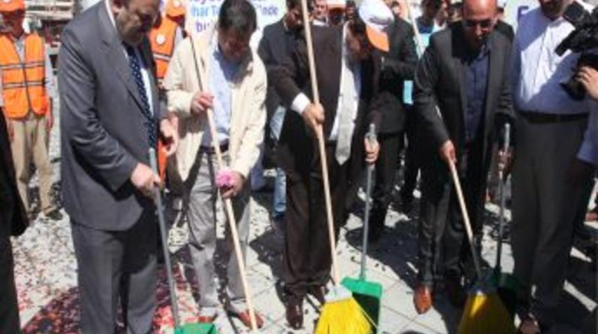 Esenler&rsquo;de Bahar Temizliği Kampanyası