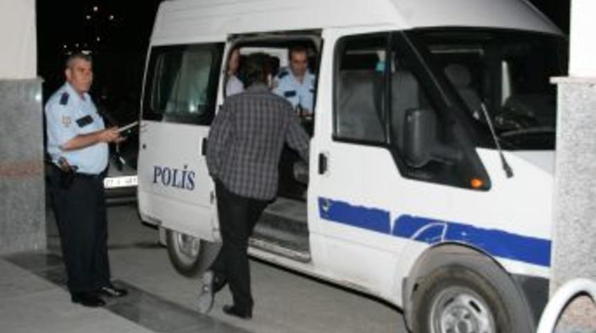 Doktorun &Ouml;ld&uuml;r&uuml;ld&uuml;ğ&uuml; Gaziantep'te Sağlık&ccedil;ılara Y&ouml;nelik Şiddet Bitmiyor