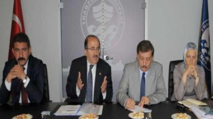 G&uuml;m&uuml;rk&ccedil;&uuml;oğlu'ndan, Trabzon Şof&ouml;rler Odası'na Destek S&ouml;z&uuml;
