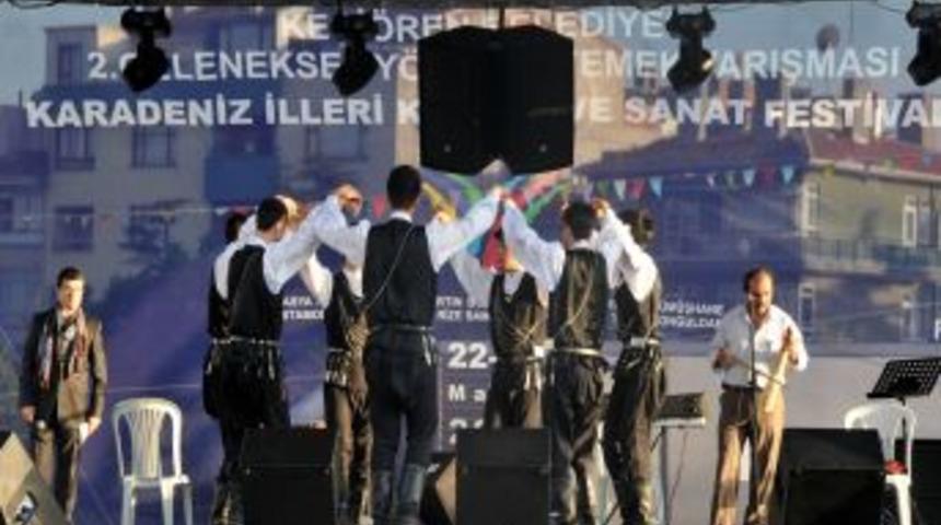 Ke&ccedil;i&ouml;ren'de Karadeniz Festivali Başladı