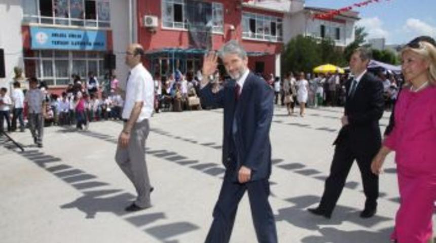 Sincan Belediyesi'nden Eğitime Destek