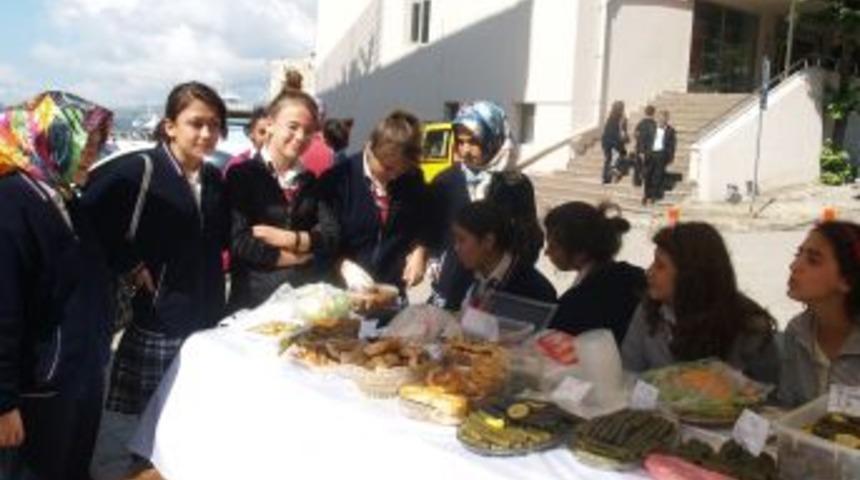 Kız  Meslek Lisesi'nden Kermes