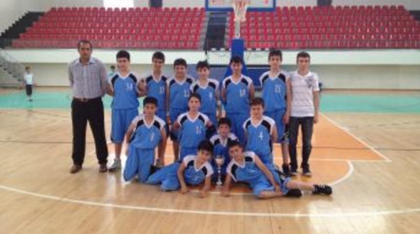 Minikler Basketbol'da Şampiyon Melikgazi Belediyespor