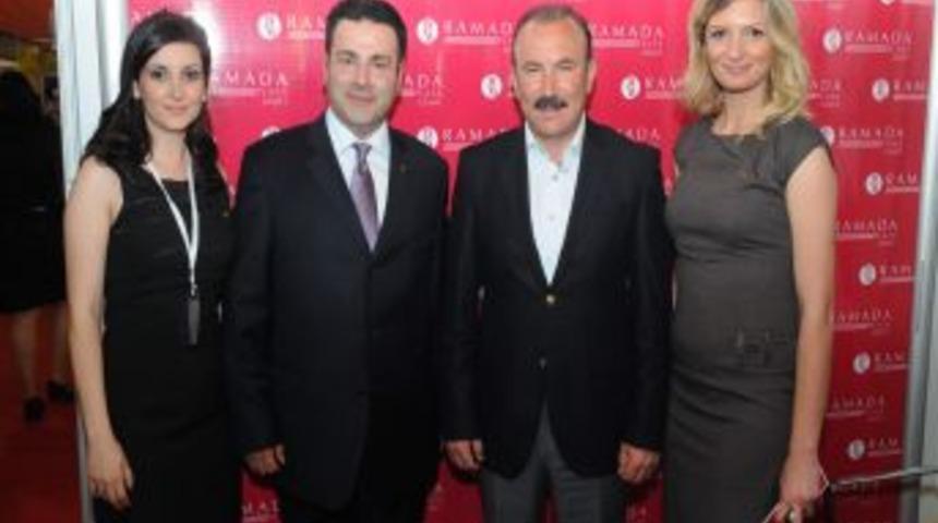 Başkan Doğan, Domif Fuarı'nı Gezdi