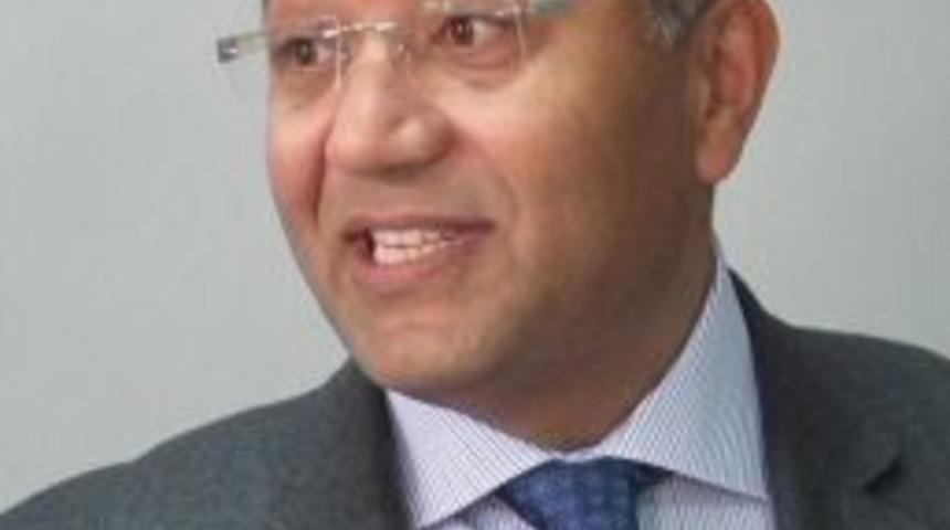 K&uuml;tahya Valisi Kenan &Ccedil;ift&ccedil;i: