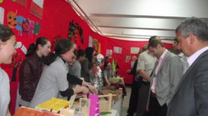 &Ccedil;amlıhemşin'de yıl sonu sergisi