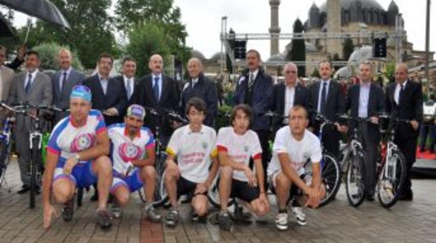 İstanbul&rsquo;un Fethi Kutlamaları Edirne&rsquo;den Başladı