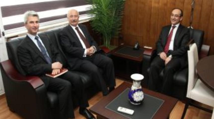 Vali Y&uuml;ksel'den, Yıldırım Beyazıt &Uuml;niversitesi'ne Ziyaret