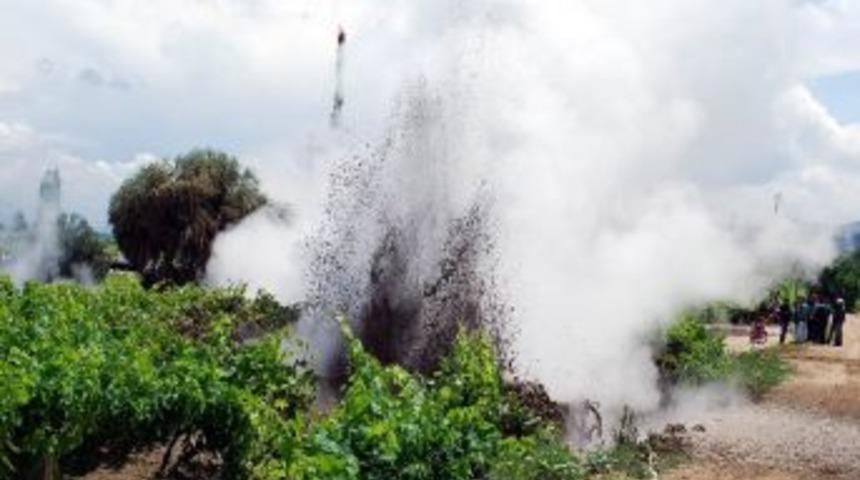 Alaşehir'in Alkan K&ouml;y&uuml;nde Jeotermal Patlamaları