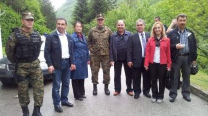 "t&uuml;rkiye, Bosna'nın Ab Ve Nato &Uuml;yesi Olmasına G&uuml;&ccedil;l&uuml; Destek Verecek"