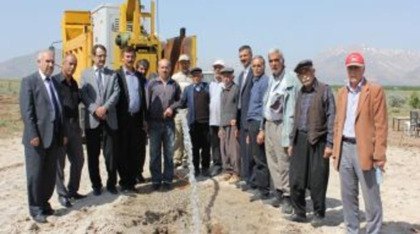 Dede K&ouml;y&uuml;nde Su Sorununa Sondajlı &Ccedil;&ouml;z&uuml;m