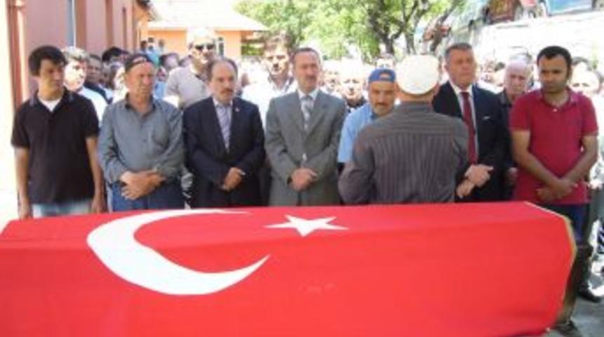 20 Yıllık Muhtarı Son Yolculuğuna Vatandaşlar Uğurladı