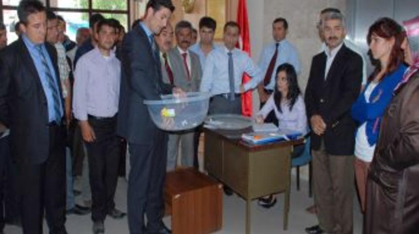 Toplum Yararına &Ccedil;alışacak 10 Kişi Kura Ile Belirlendi