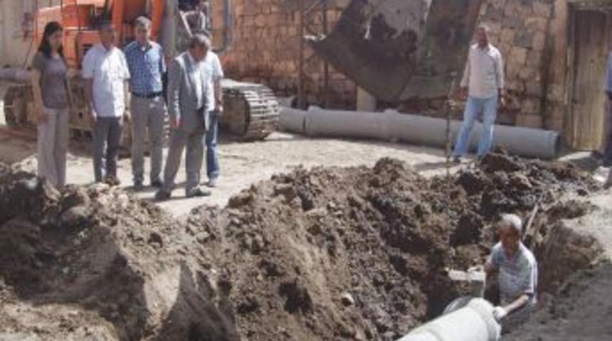 Viranşehir Belediyesi &Ccedil;alışmalarını S&uuml;rd&uuml;r&uuml;yor